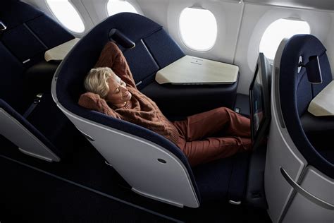 Business class flights .